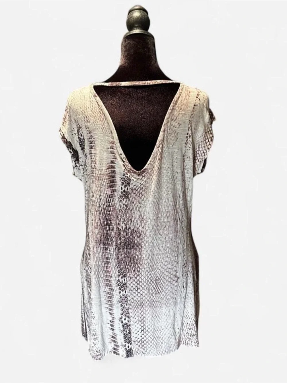 Jennifer Lopez Snake Print Top w/ Diamond Neckline & Open Back in Size Medium